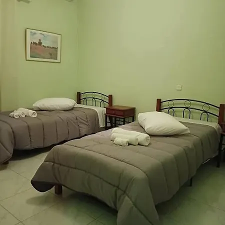 Glossy Messinian Escape アパート *